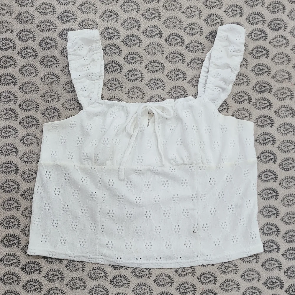 Aeropostale White Eyelet Ruffle Blouse